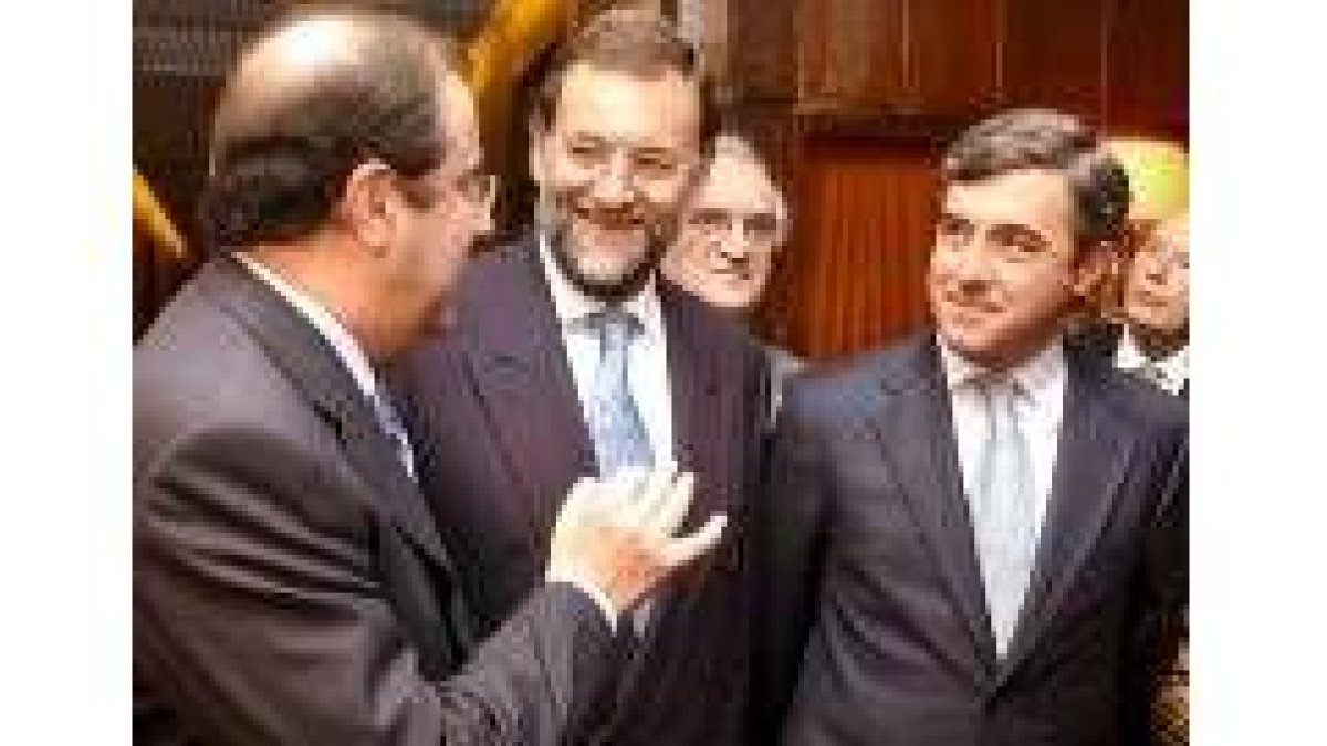 Rajoy y Acebes, junto a Herrera, en una imagen de archivo