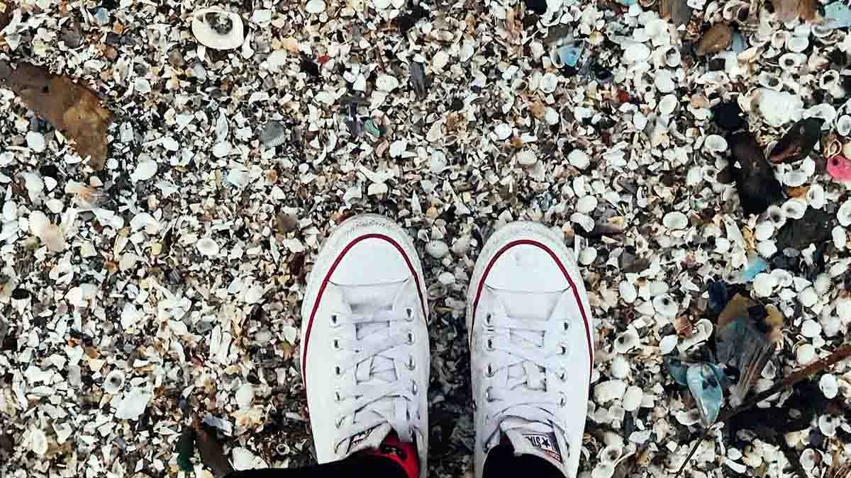 Da en el blanco: Trucos más fáciles para limpiar las zapatillas blancas