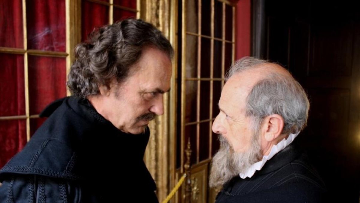 Jose Coronado y Emilio Gutiérrez Caba, en una secuencia de 'Cervantes contra Lope', el telefilme de TVE.