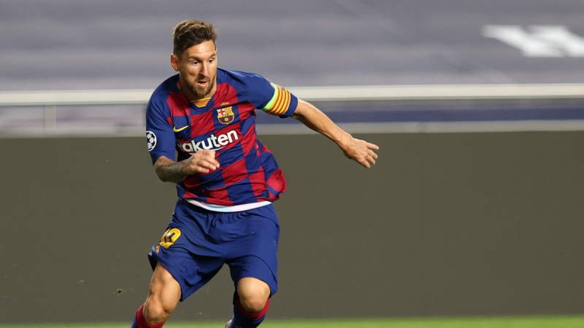 Leo Messi vuelve a llevar la incertidumbre al club y la afición barcelonista. RAFAEL MARCHANTE