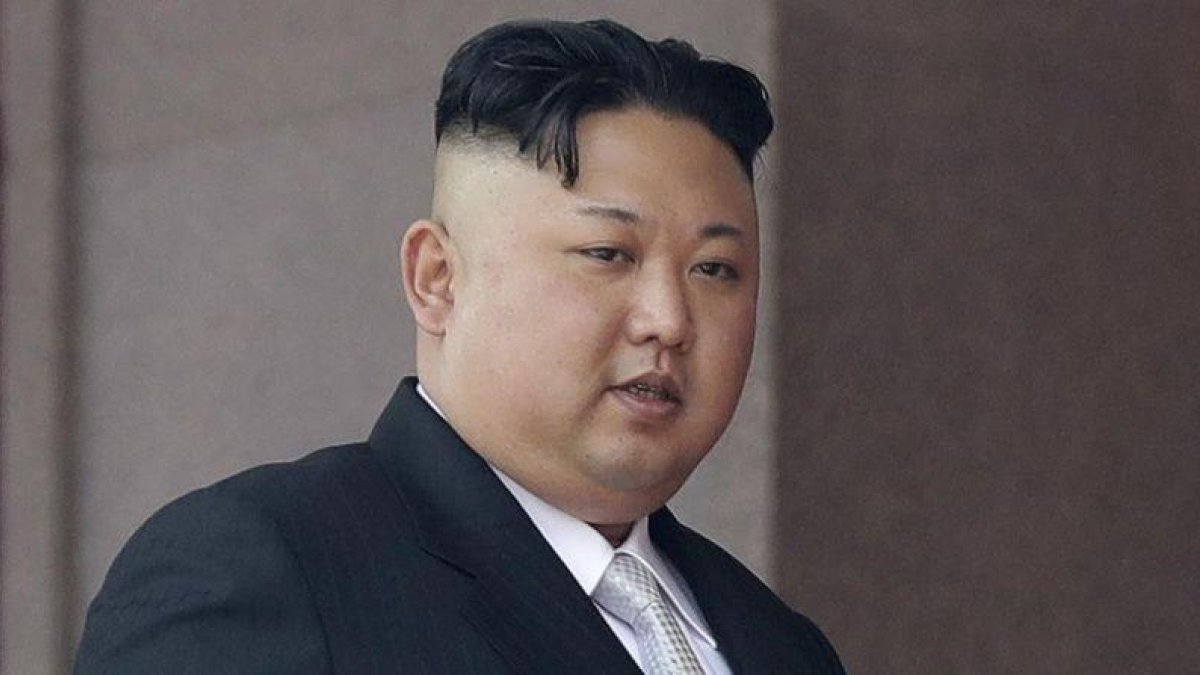 El líder norcoreano, Kim Jong-un, en un desfile militar en Corea del Norte.