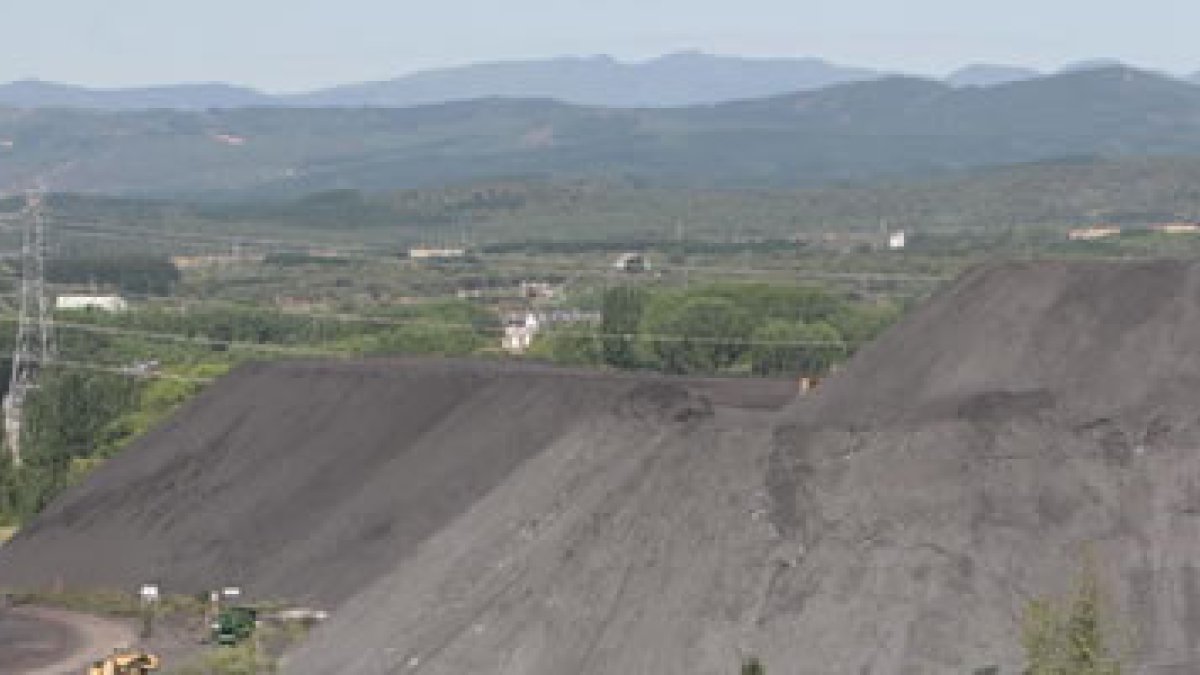 Instalaciones de carbón nacional de Endesa en Cubillos del Sil.