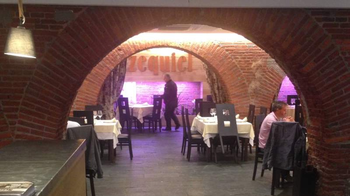 El Restaurante Ezequiel, situado en la Calle Ancha, acogerá la comida de directivas. DL
