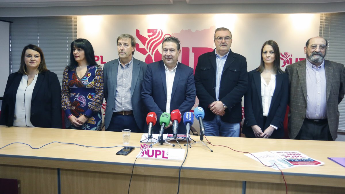 Presentación de las candidaturas de Unión del Pueblo Leonés al Congreso y el Senado. CARLOS S. CAMPILLO