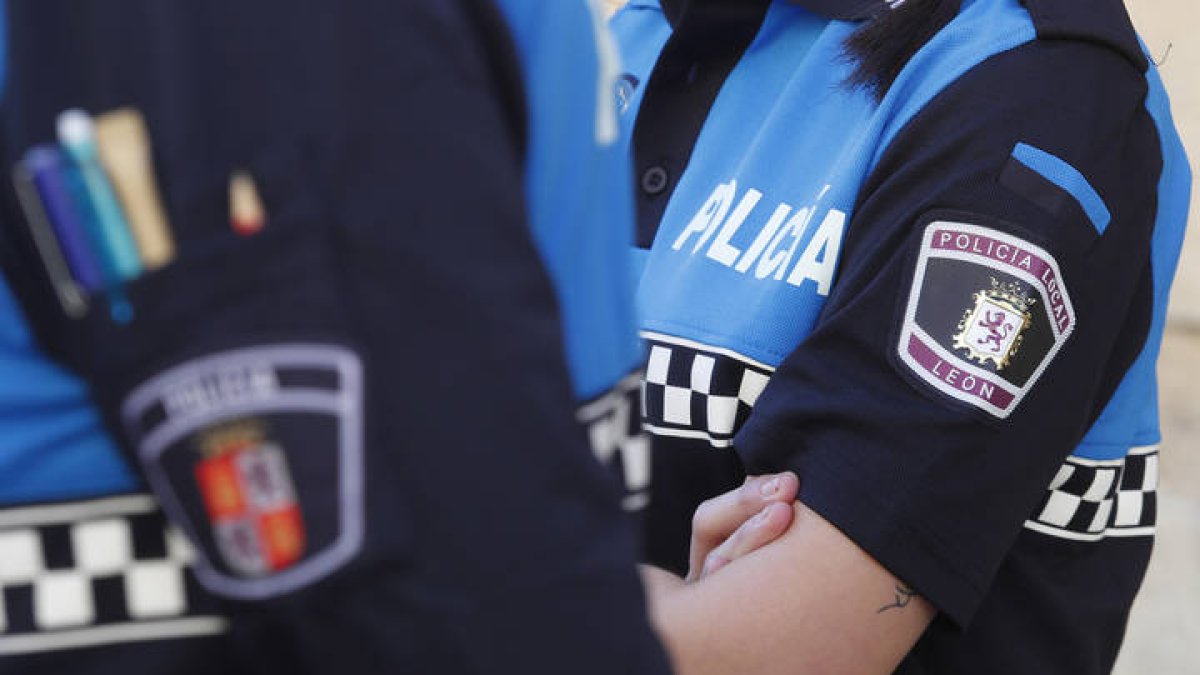 Agentes de la Policía Local de León. FERNANDO OTERO
