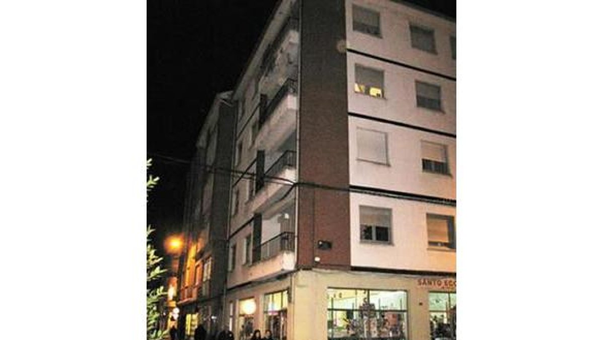Edificio de la calle Vatemar donde se produjo el suceso.