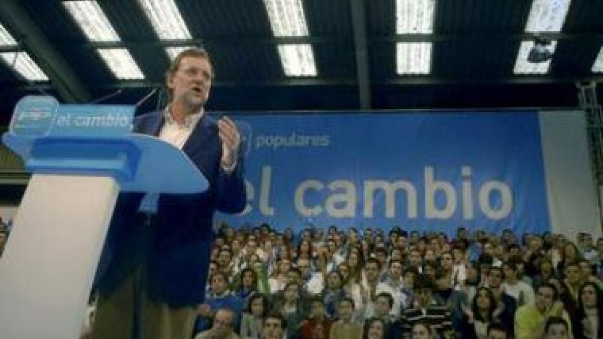Rajoy ofreció un mitin en el pueblo de Bibiana Aído.
