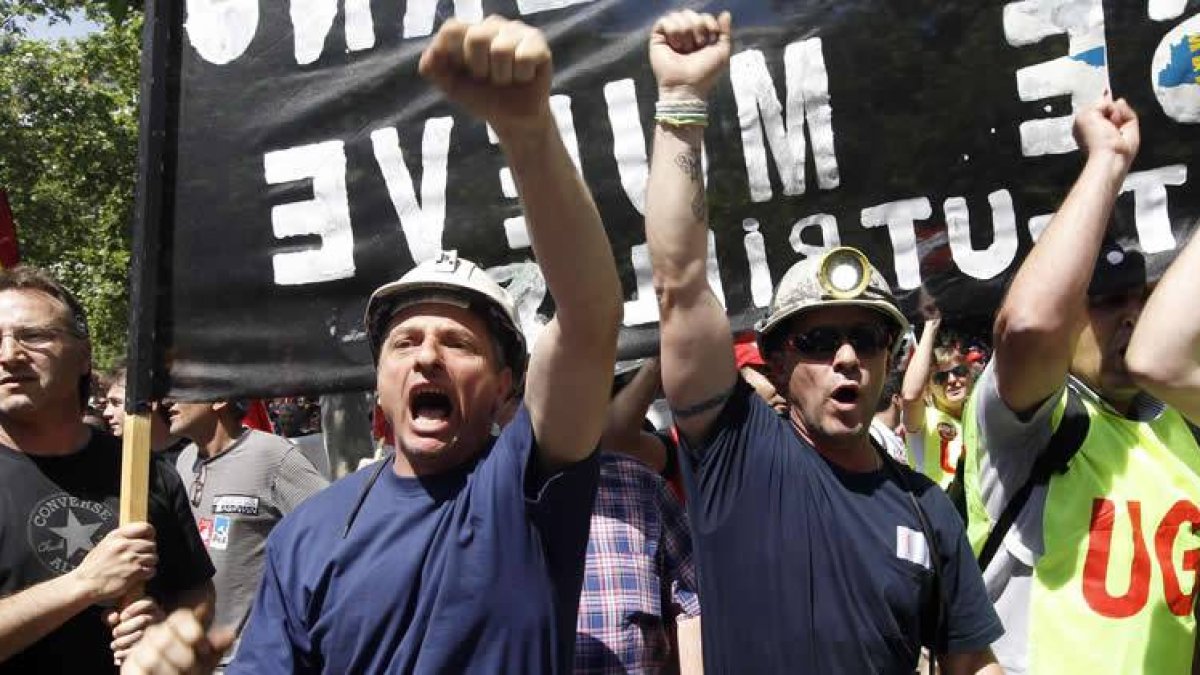 Los mineros llegados de León se unieron a los de las otras cuencas durante la manifestación en Madrid.