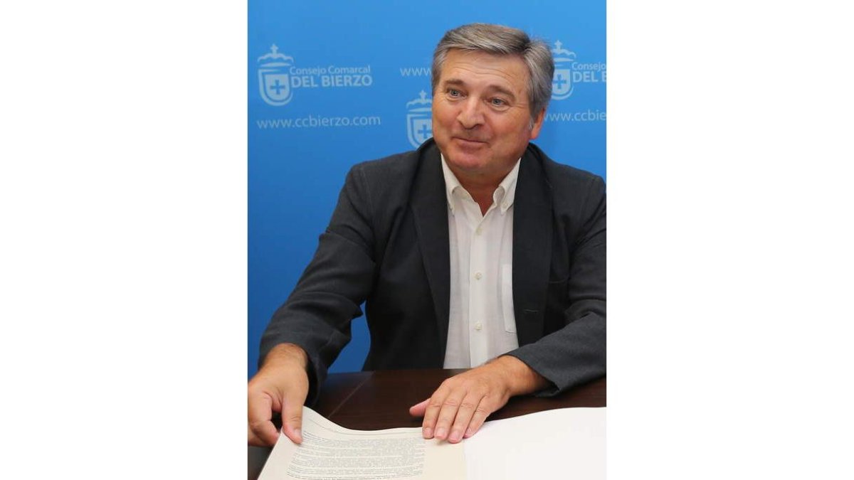 Raúl Valcarce, nuevo presidente del PP en el Bierzo. L. DE LA MATA