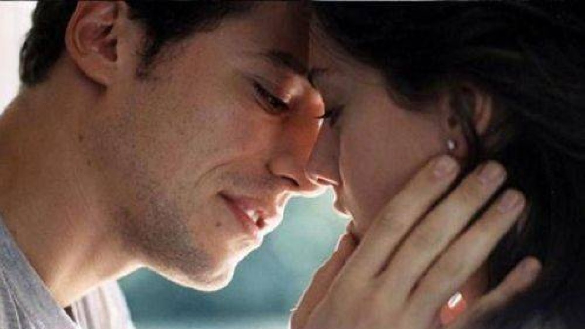 Imagen del cartel de la película 'El último beso'.
