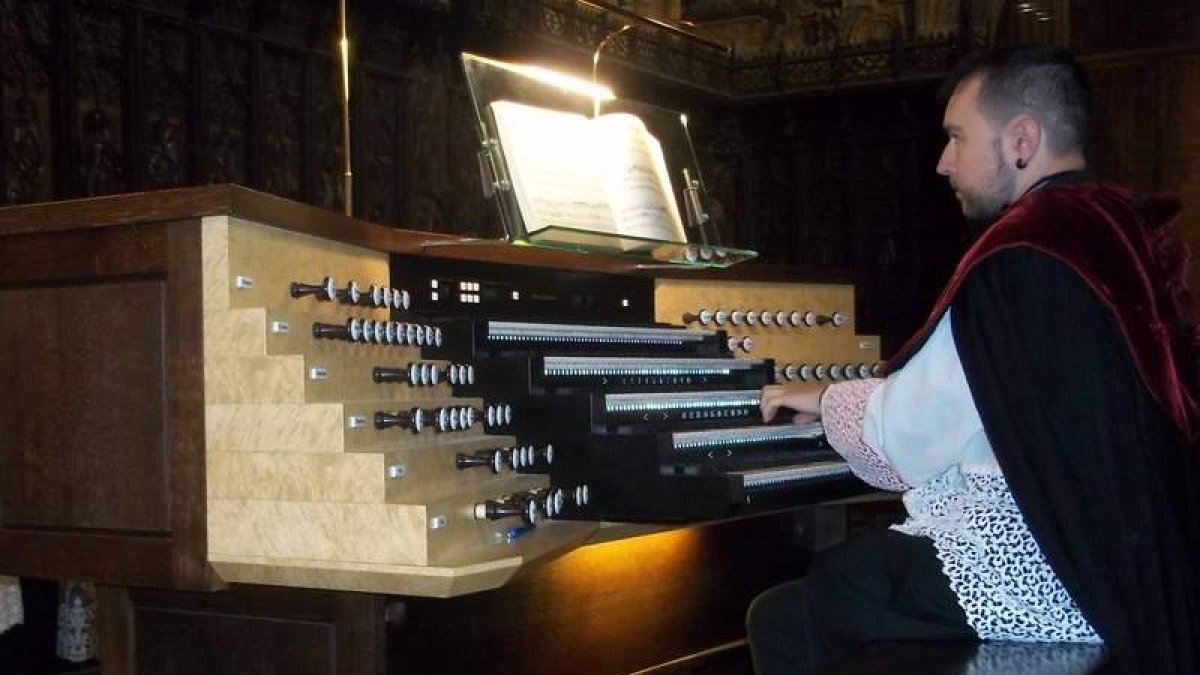 Francisco Javier Jiménez, organista de la Catedral que cesa en el puesto. DL