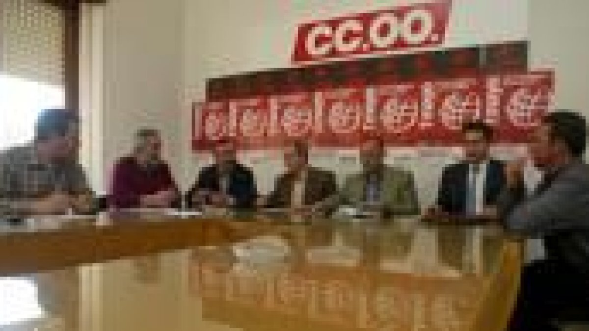 Reunión sobre Rofer entre responsables de CC. OO., Ugal, Asaja y Coag
