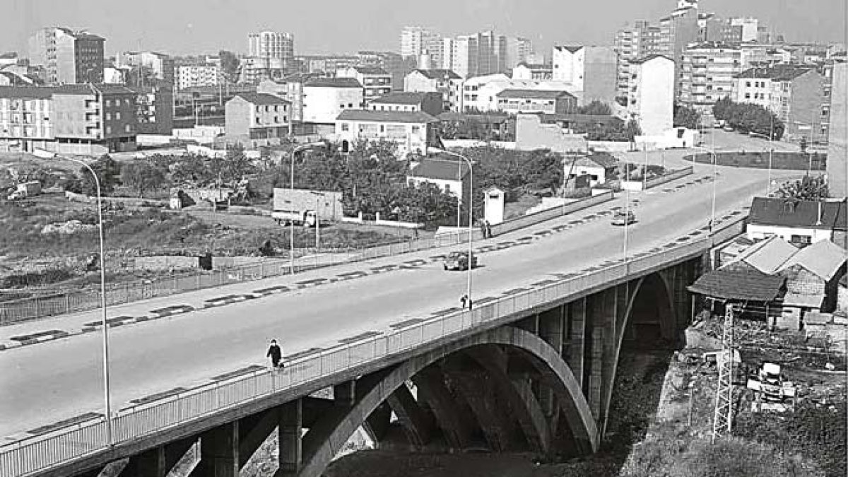 El puente García Ojeda recién construido. ARCHIVO NICOLÁS MULLER