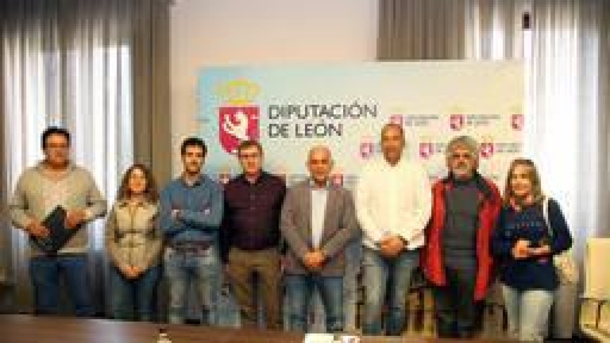 El colectivo se presentó en la Diputación Provincial
