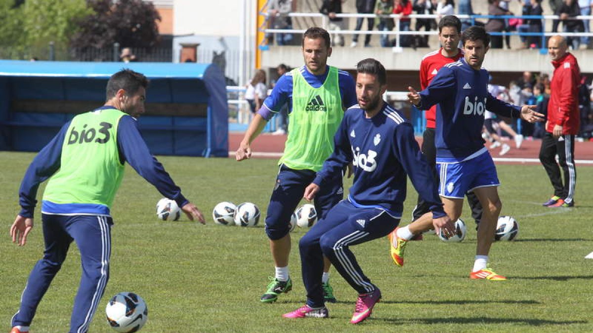 La salida de Sergio Rodríguez obliga a la Deportiva a reforzar el lateral izquierdo.