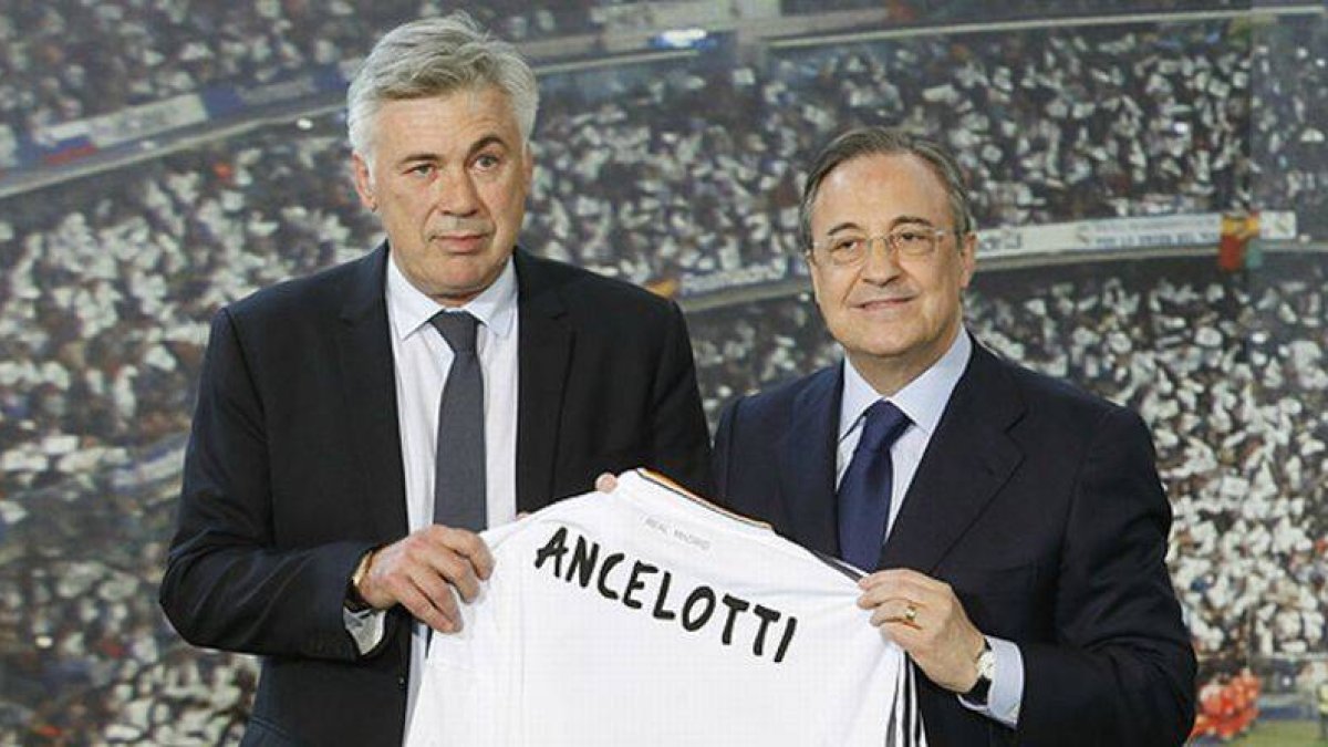 Carlo Ancelotti y Florentino Pérez, en la presentación del técnico italiano como nuevo entrenador del Madrid.