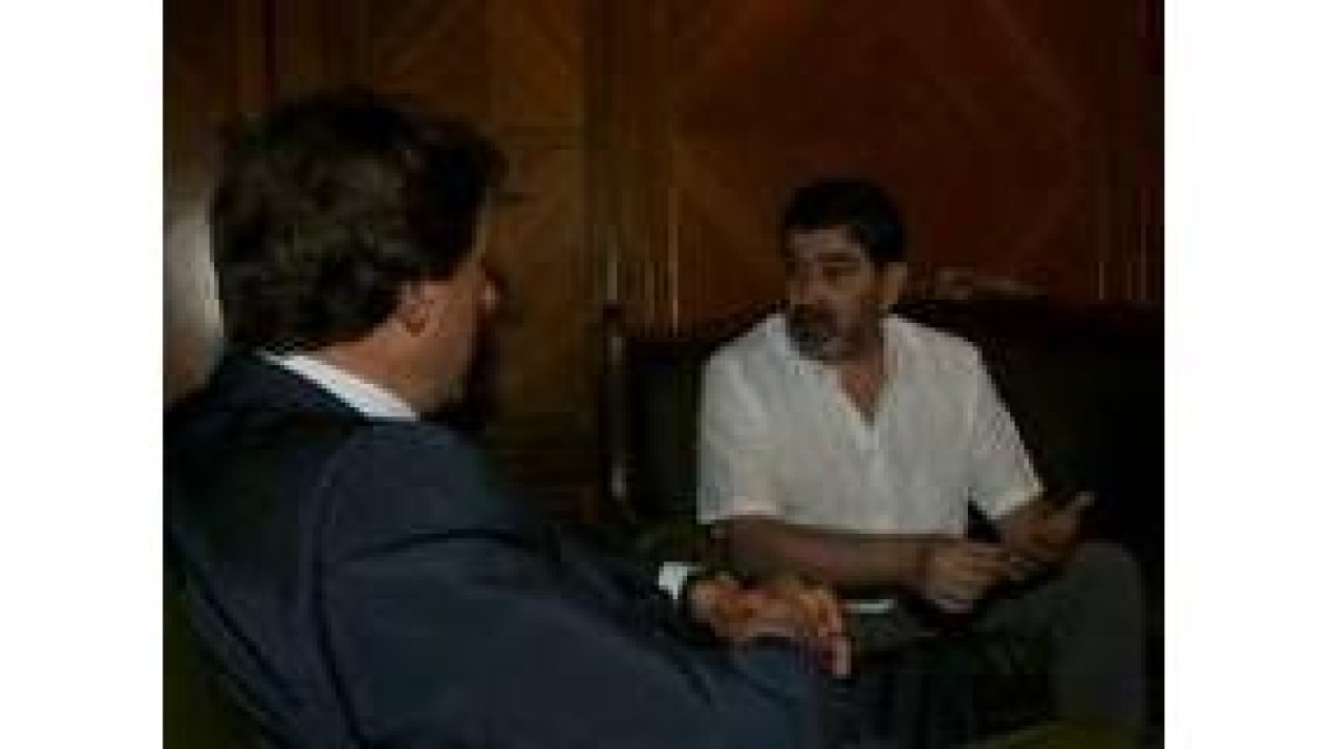 Javier García Prieto y Ángel Penas, en un momento del encuentro que celebraron ayer