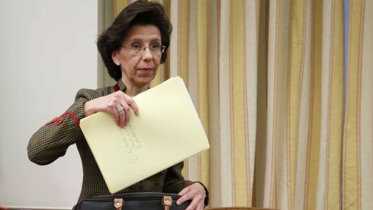 La presidenta del Tribunal de Cuentas, María José de la Fuente, durante una comparecencia en la comisión del Congreso.