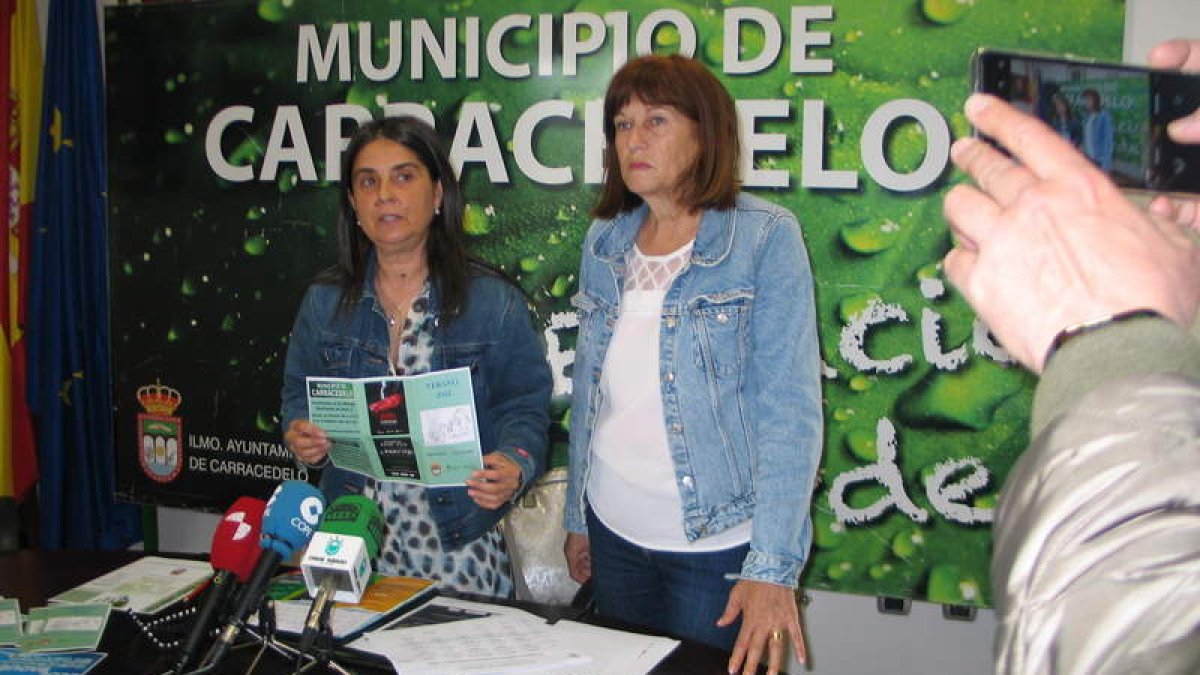 María Cruz Migyel y Trinidad Núñez, en la presentación. M. M.
