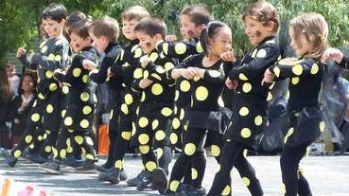 Alumnos del Colegio Internacional Peñacorada, en plena acción