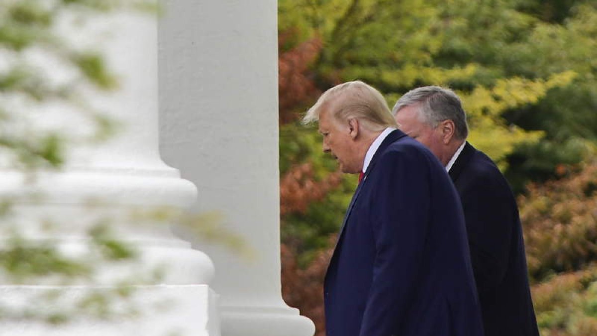 Trump y su jefe de gabinete ayer, en la Casa Blanca. ROD LAMKEY