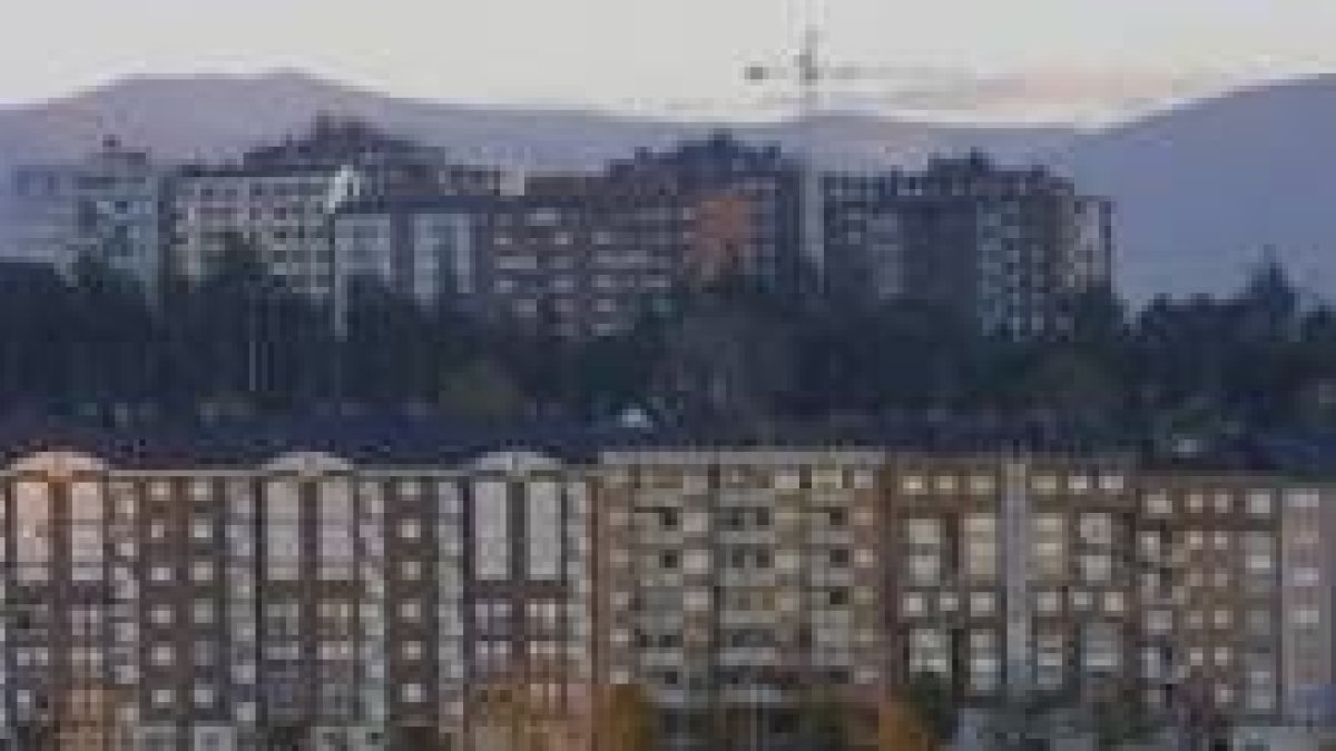 Comprar una vivienda nueva de 100 metros cuadrados cuesta una media de 120.000 euros en Ponferrada