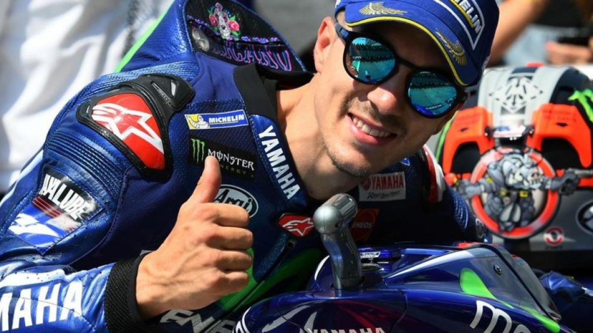 Maverick Viñales (Yamaha) celebra su 'pole' de hoy en Mugello (Italia).