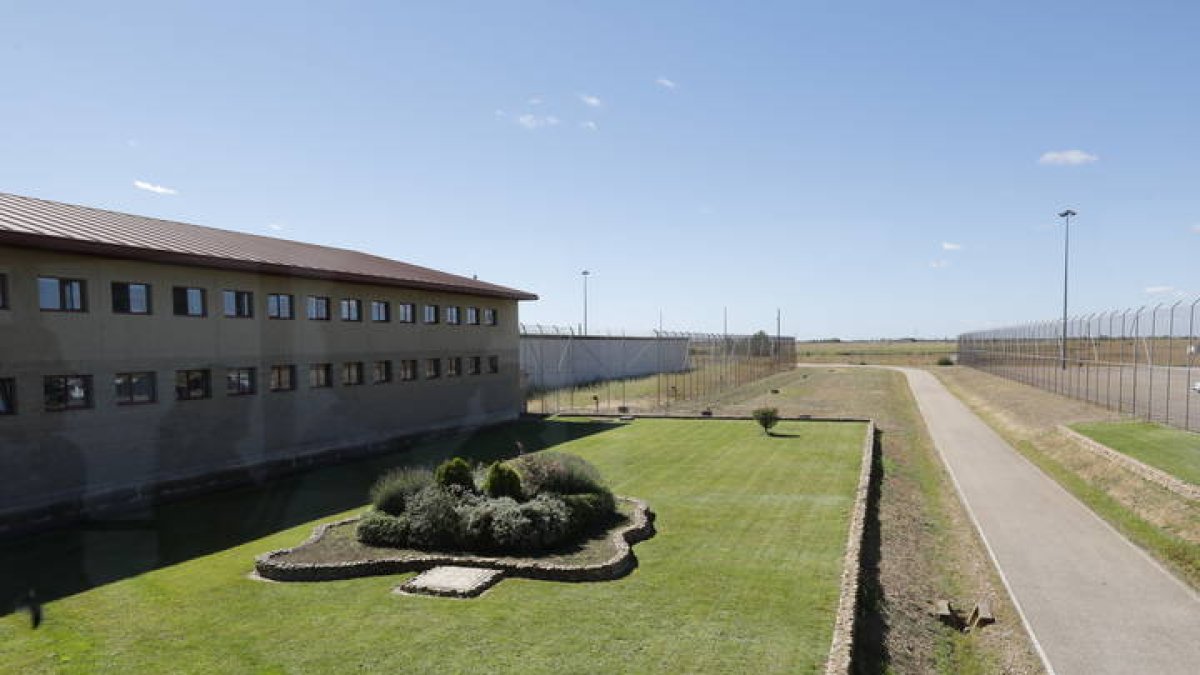 Cárcel de Mansilla de las Mulas, MARCIANO PÉREZ