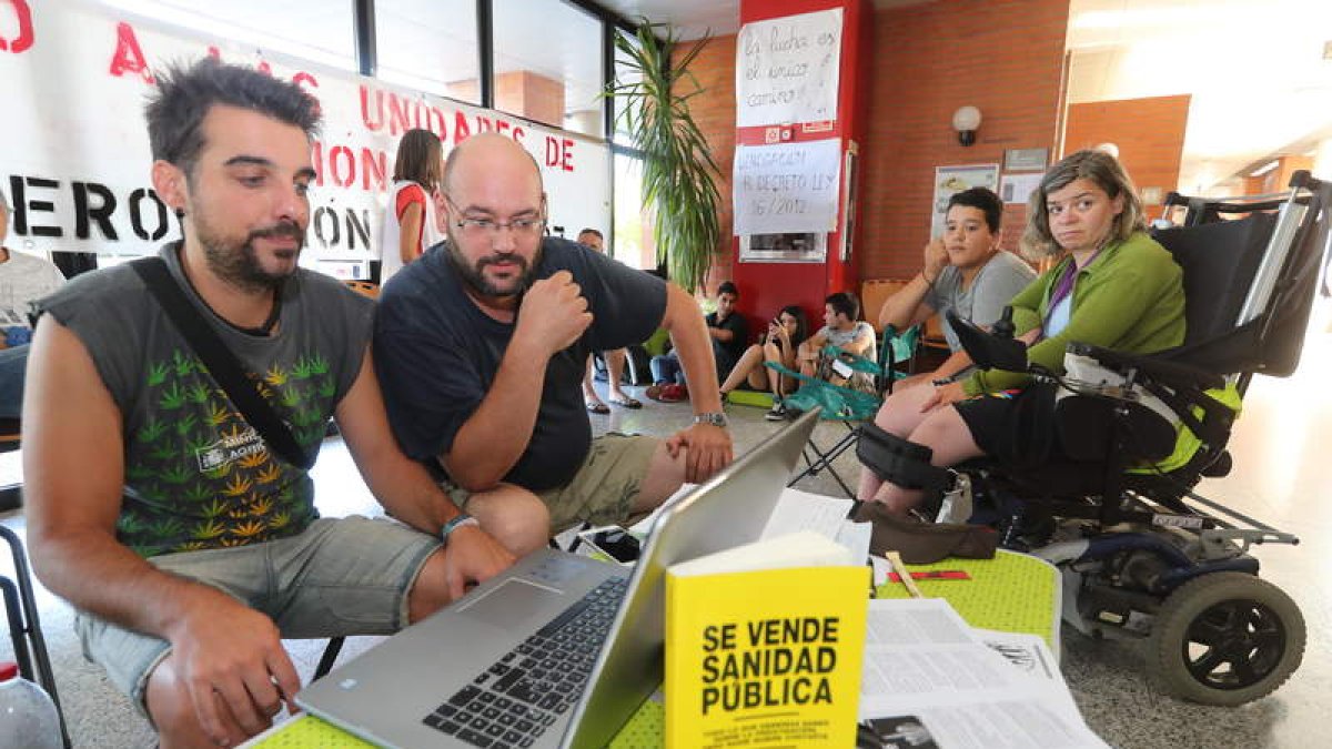Los encerrados usaron Internet como herramienta para difundir su protesta. L. DE LA MATA