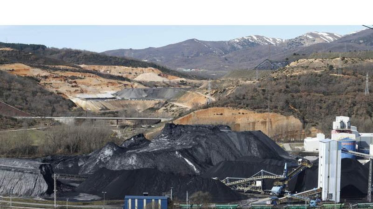 La compra de carbón para la central térmica de La Robla es imprescindible para garantizar la viabilidad de la Hullera Vasco Leonesa