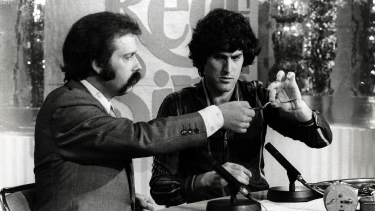 José María Íñigo, con Uri Geller en Directísimo. España, 1975.