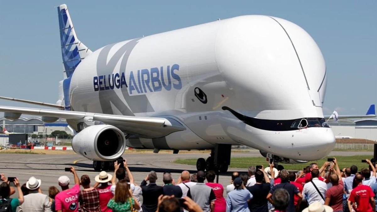 Avión Beluga de transporte