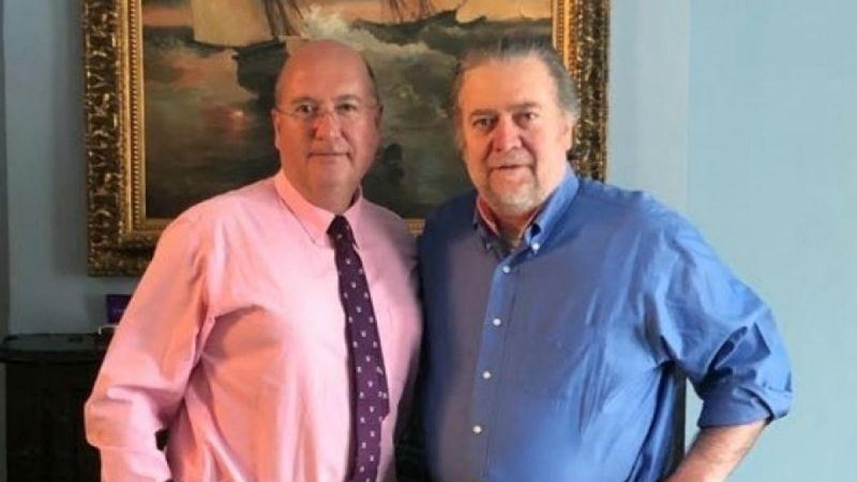 Rafael Bardají y Steve Bannon, en Washington la semana pasada.