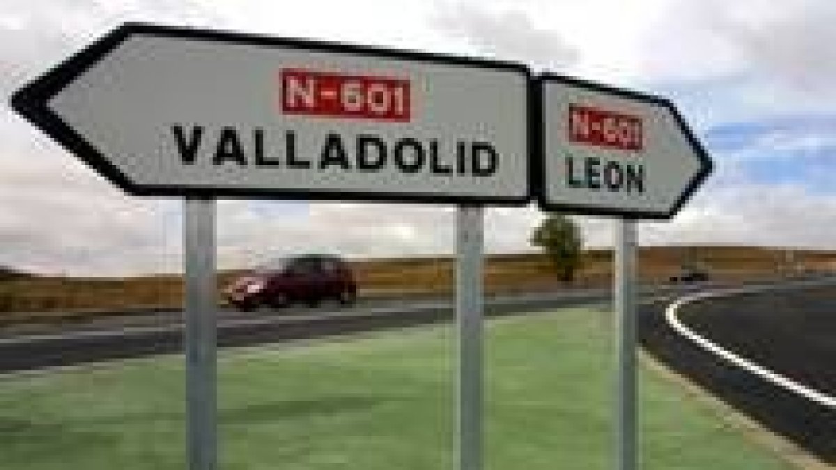La autovía debería comenzar por los dos puntos, pero Valladolid va delante