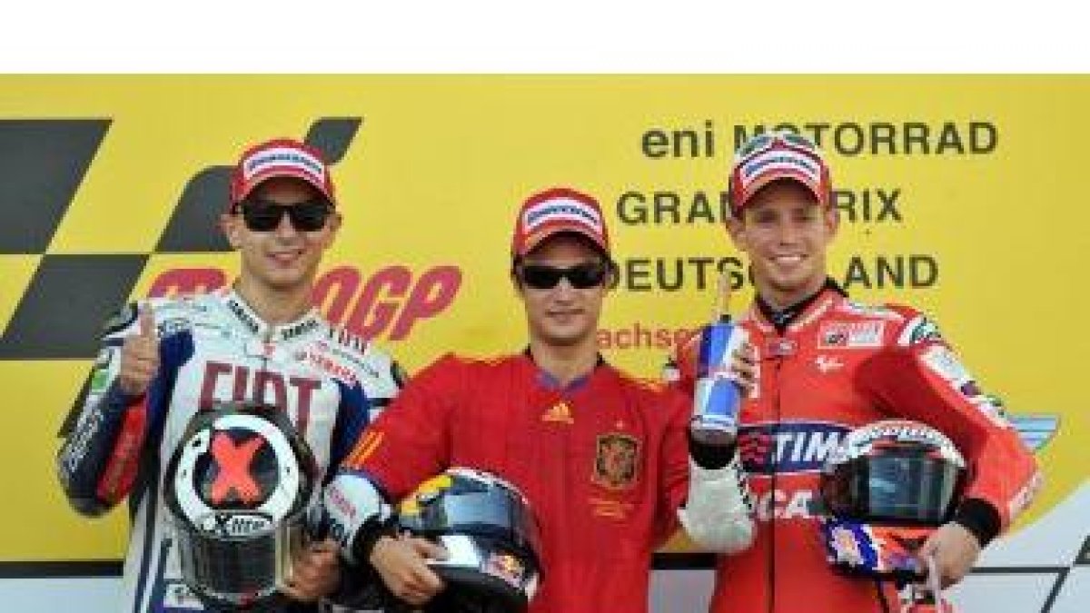 Lorenzo, Pedrosa y Stoner en el podio del GP de Alemania.