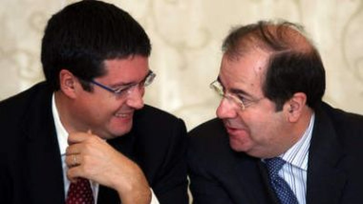 Óscar López y Herrera, el día que presentaron su proyecto de integración en noviembre del 2008.