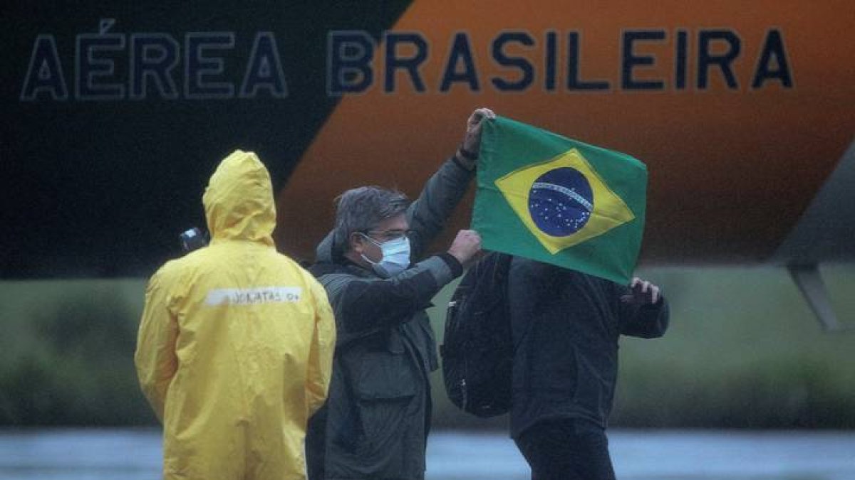 Brasil se prepara también para la llegada de casos. ALVES