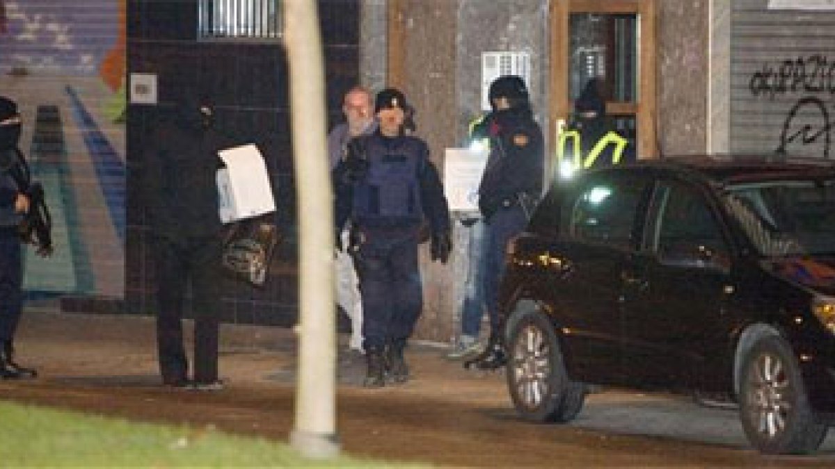 El Cuerpo Nacional de Policía registra esta madrugada en Vitoria el domicilio de Unai Berrosteguieta