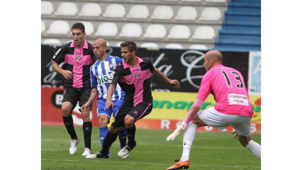 En el partido de la primera vuelta la Deportiva se impuso por 3-1 al Sabadell.