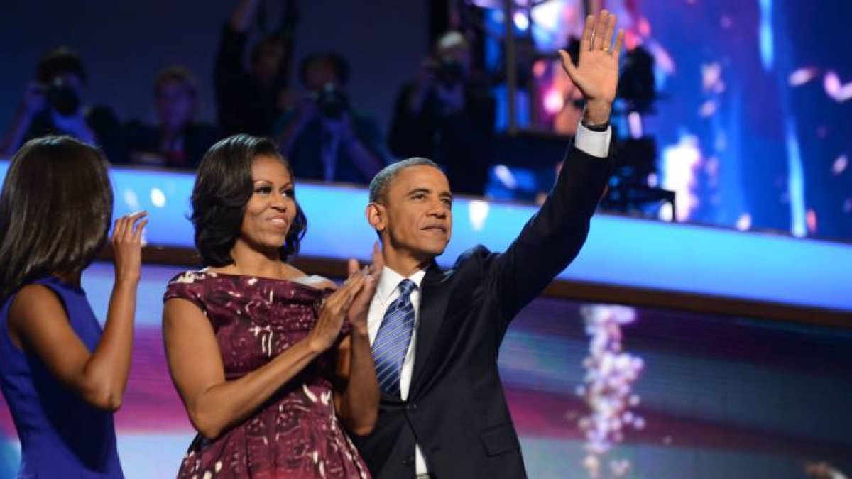 Obama, junto a su mujer, en la convención del partido demócrata celebrada en Charlotte.