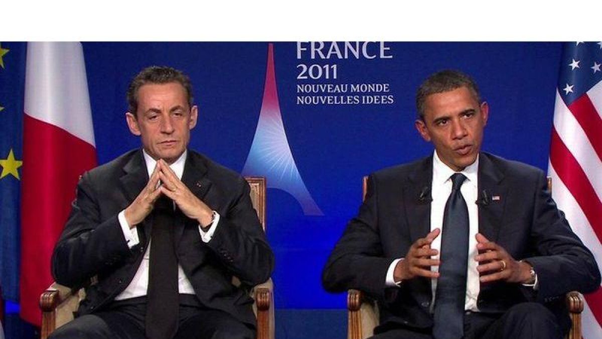Sarkozy y Obama, durante la entrevista conjunta en la televisión francesa.