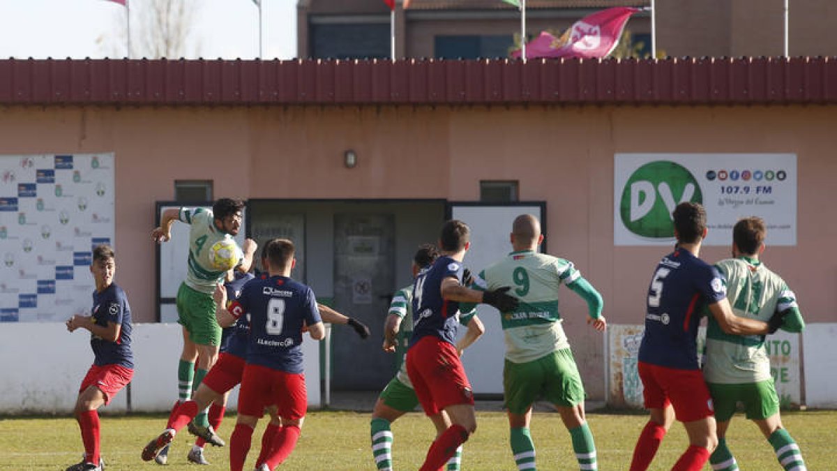 Partido de fútbol La Virgen - Santa Marta. F. Otero Perandones.
