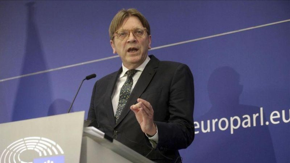 El líder de los liberales europeos (ALDE), Guy Verhofstadt