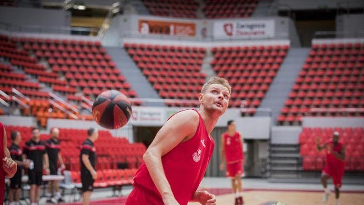 Renaldas Seibutis, durante un entrenamiento del Tecnyconta en el Príncipe Felipe