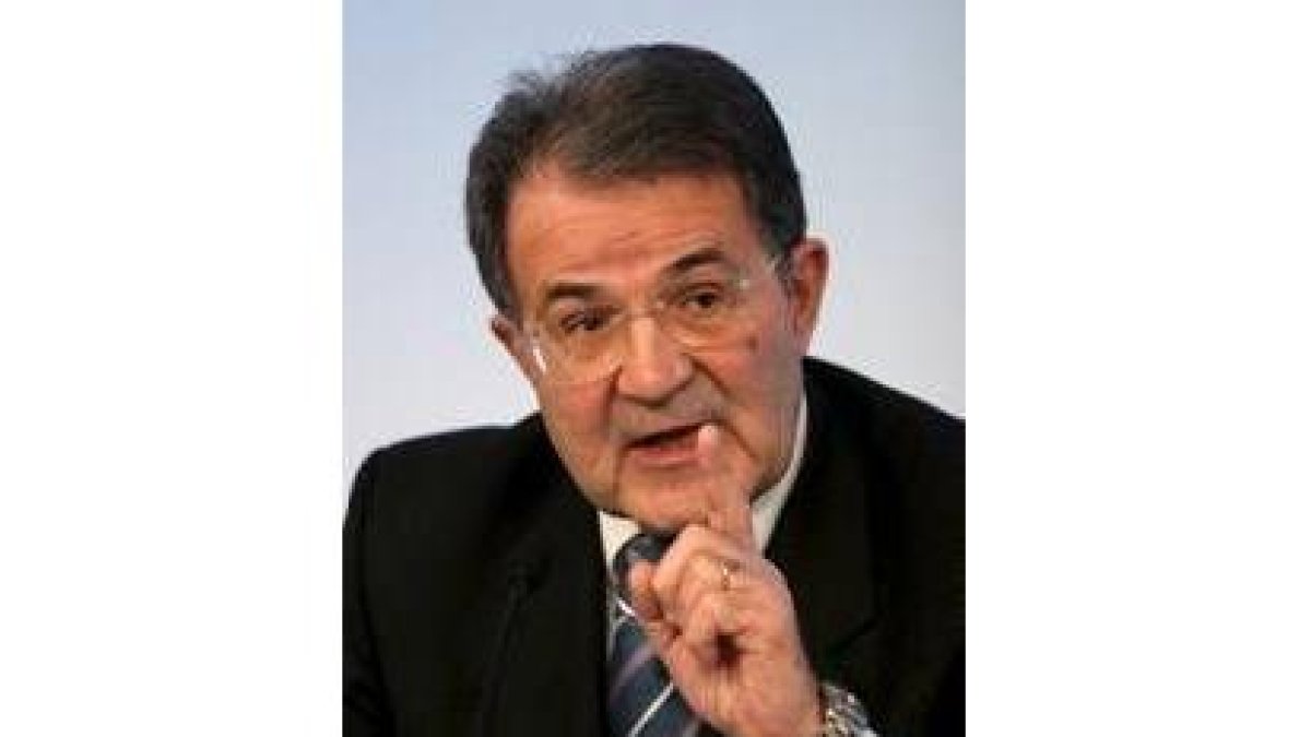Prodi anunció ayer su intención de abandonar la política