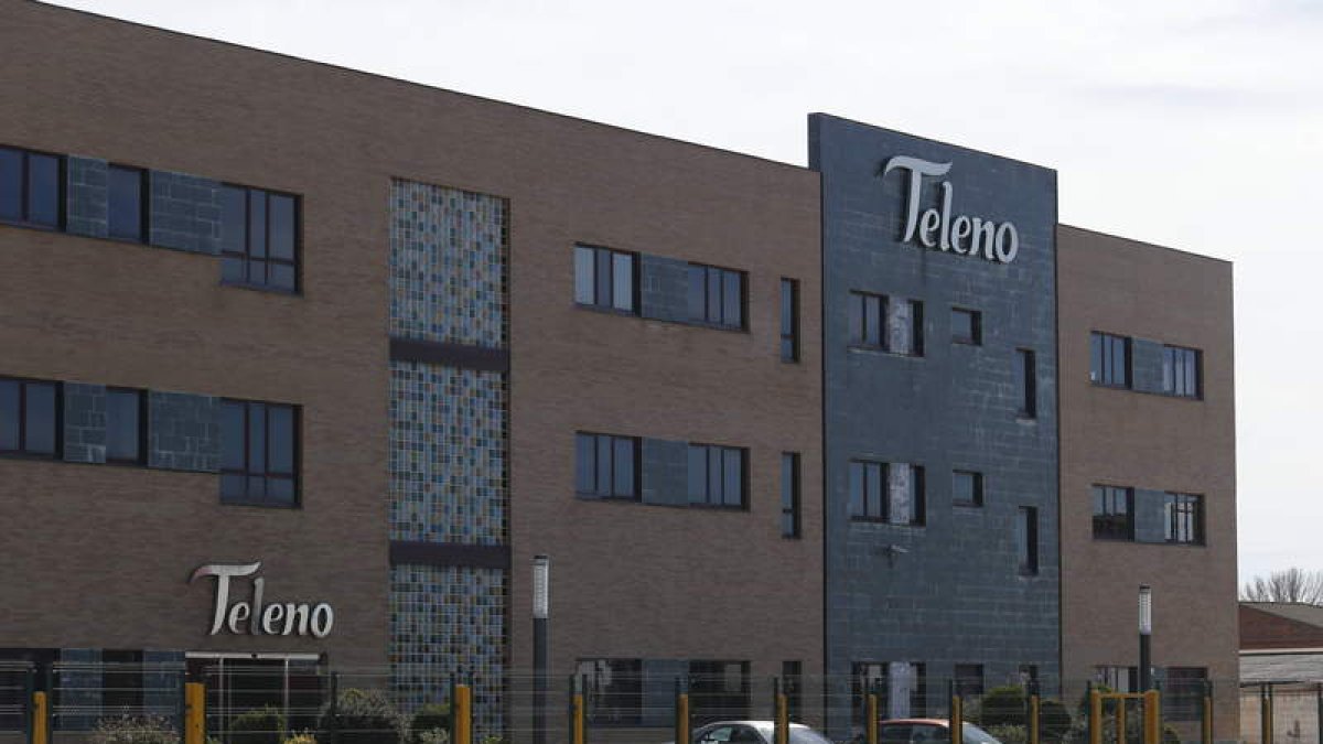 La fábrica de Teleno llegó a tener 120 trabajadores, y generar un millar de empleos en talleres