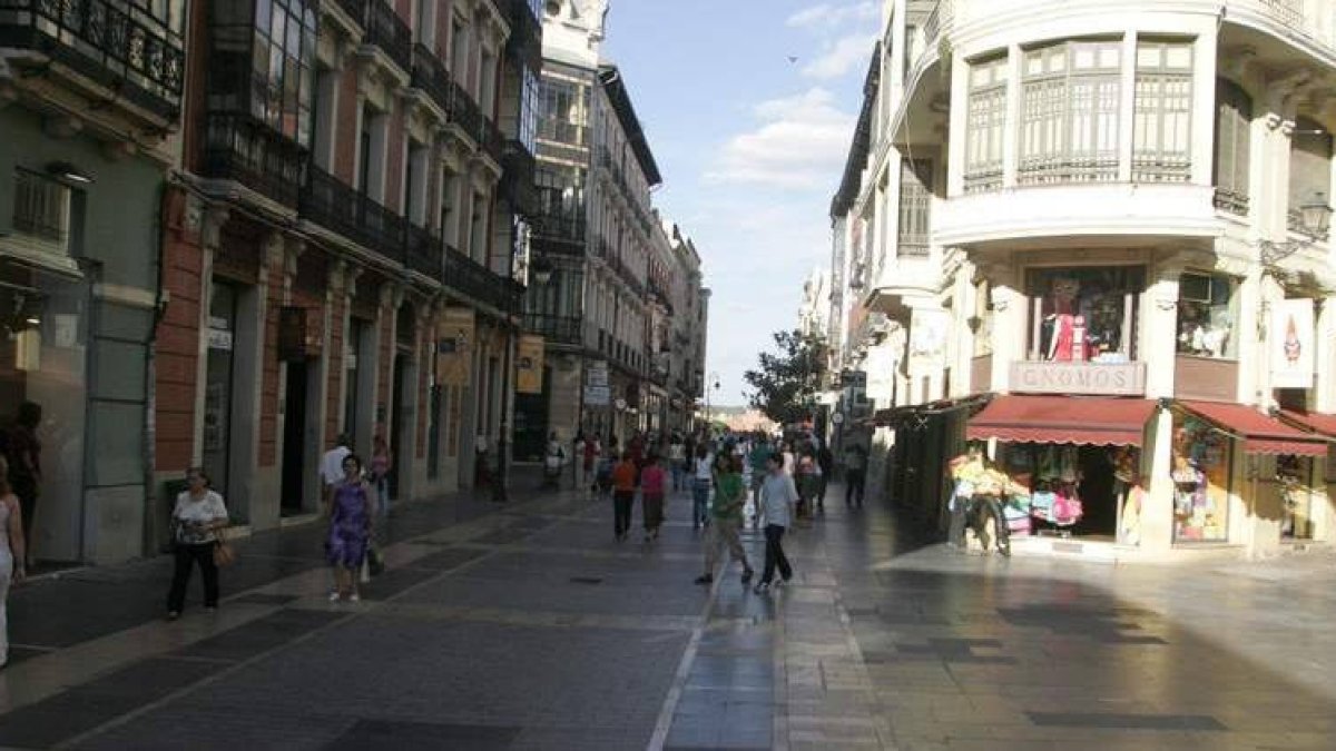 Comercios de la calle Ancha, afectados por la festividad de San Froilán.