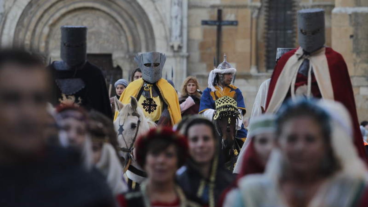 Recreación de la coronación como emperador del rey Alfonso VII de León