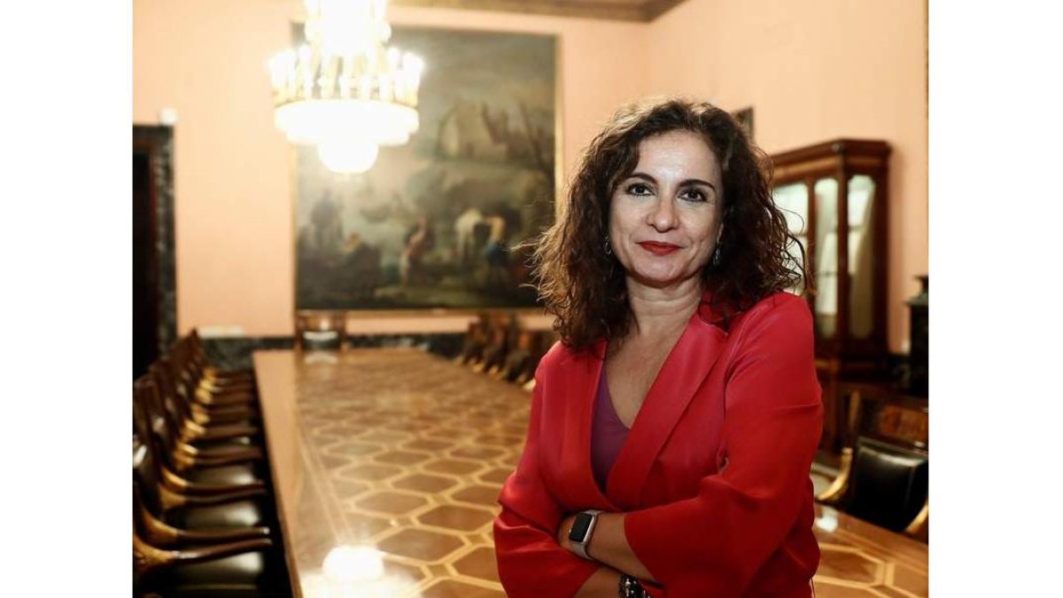 La ministra de Hacienda, María Jesús Montero. S. MARISCAL