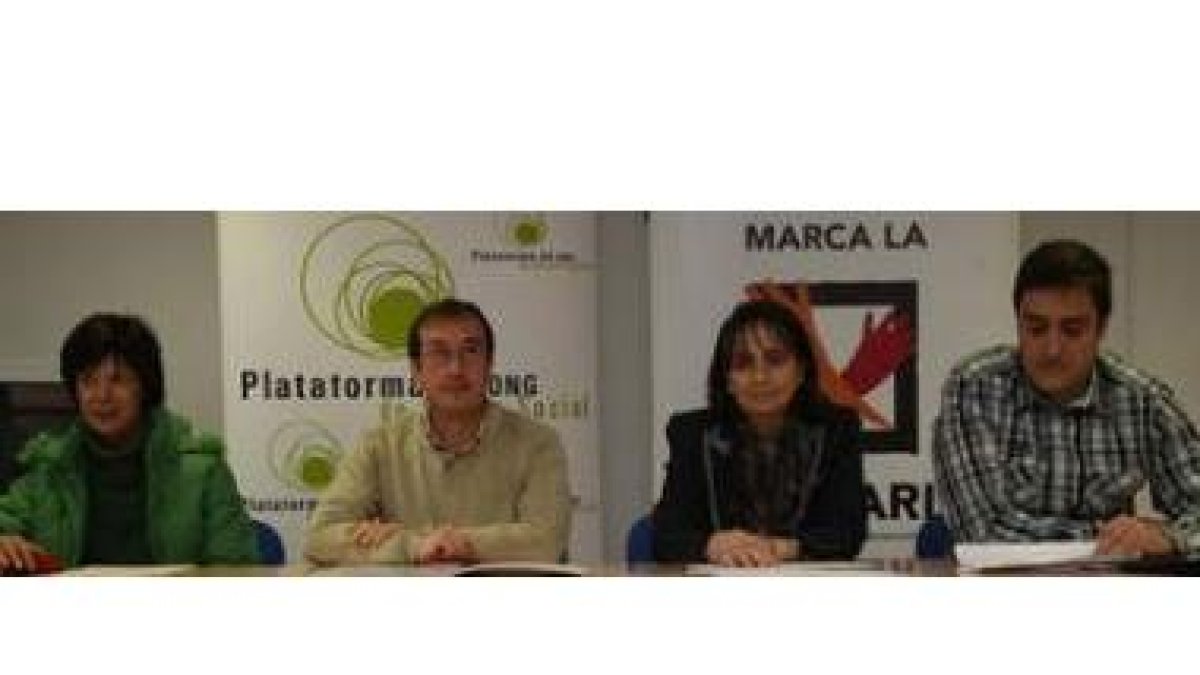 Marina Pérez, Fernando Quintanilla, Teresa Arias y Jorge Rojo, ayer en rueda de prensa.